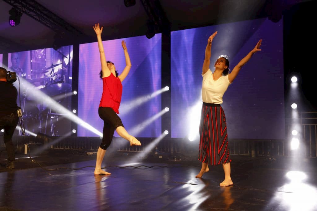 Opwekking Aanbidding Pinksteren Dans Hoofdpodium Kunst Heilige Geest Worship Dancing for the Lord Christelijk kerk evangelie